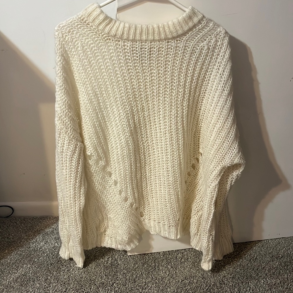 American Eagle chunk lying knit crochet sweater S